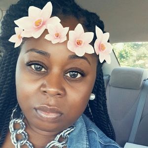 Meet your Posher, Tonya